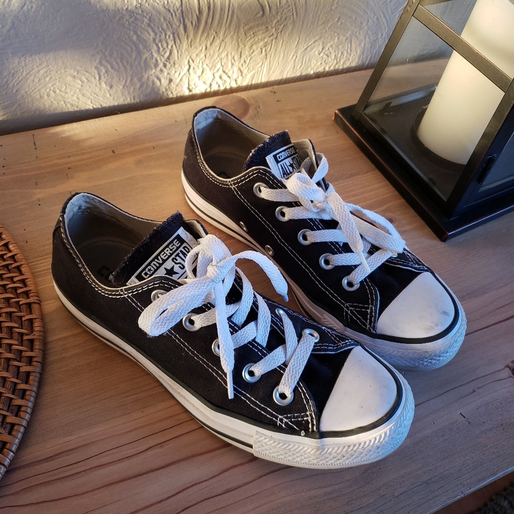 Black converse